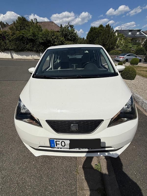 Weiß Gebraucht 2012 Seat Mii Style Kleinwagen | 3.950 € (Fairer Preis) - Bild 1/4