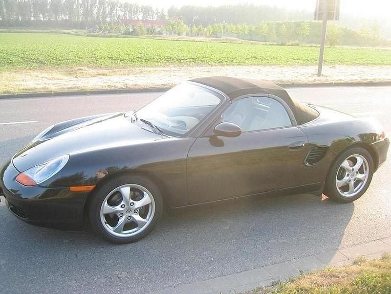 Gebraucht Porsche 986 Boxster 220 PS (161 kW) 2000 Schwarz Cabrio