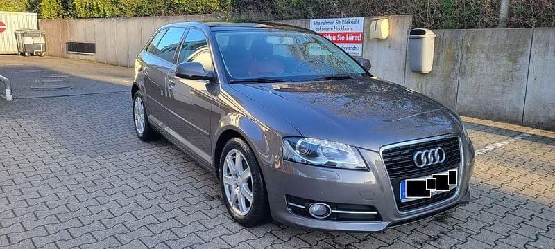 Gebraucht Audi A3 S-Line 125 PS (91 kW) 2012 Braun Kleinwagen