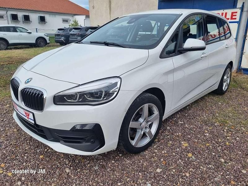 Gebraucht BMW 218 Advantage 150 PS (110 kW) 2021 Weiß Kombi