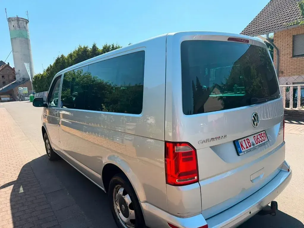 Gebraucht VW Caravelle 204 PS (150 kW) 2016 Silber Van