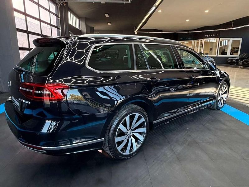 Gebraucht VW Passat Highline 190 PS (139 kW) 2018 Silber Kombi