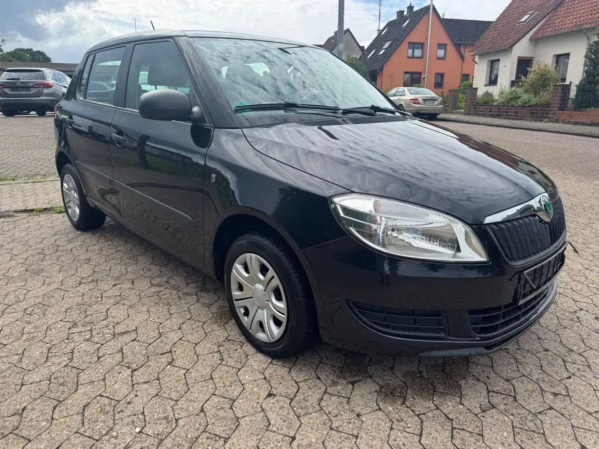 Gebraucht Skoda Fabia Cool Edition 69 PS (50 kW) 2013 Schwarz Kleinwagen