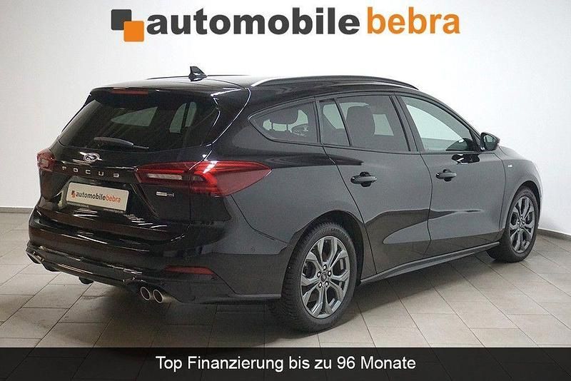 Gebraucht Ford Focus ST-Line X 125 PS (91 kW) 2023 Schwarz Kombi