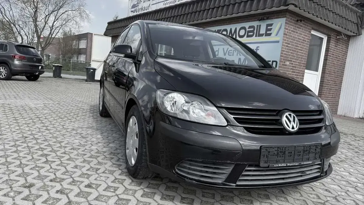 Gebraucht VW Golf IV Trendline 75 PS (55 kW) 2005 Schwarz Limousine