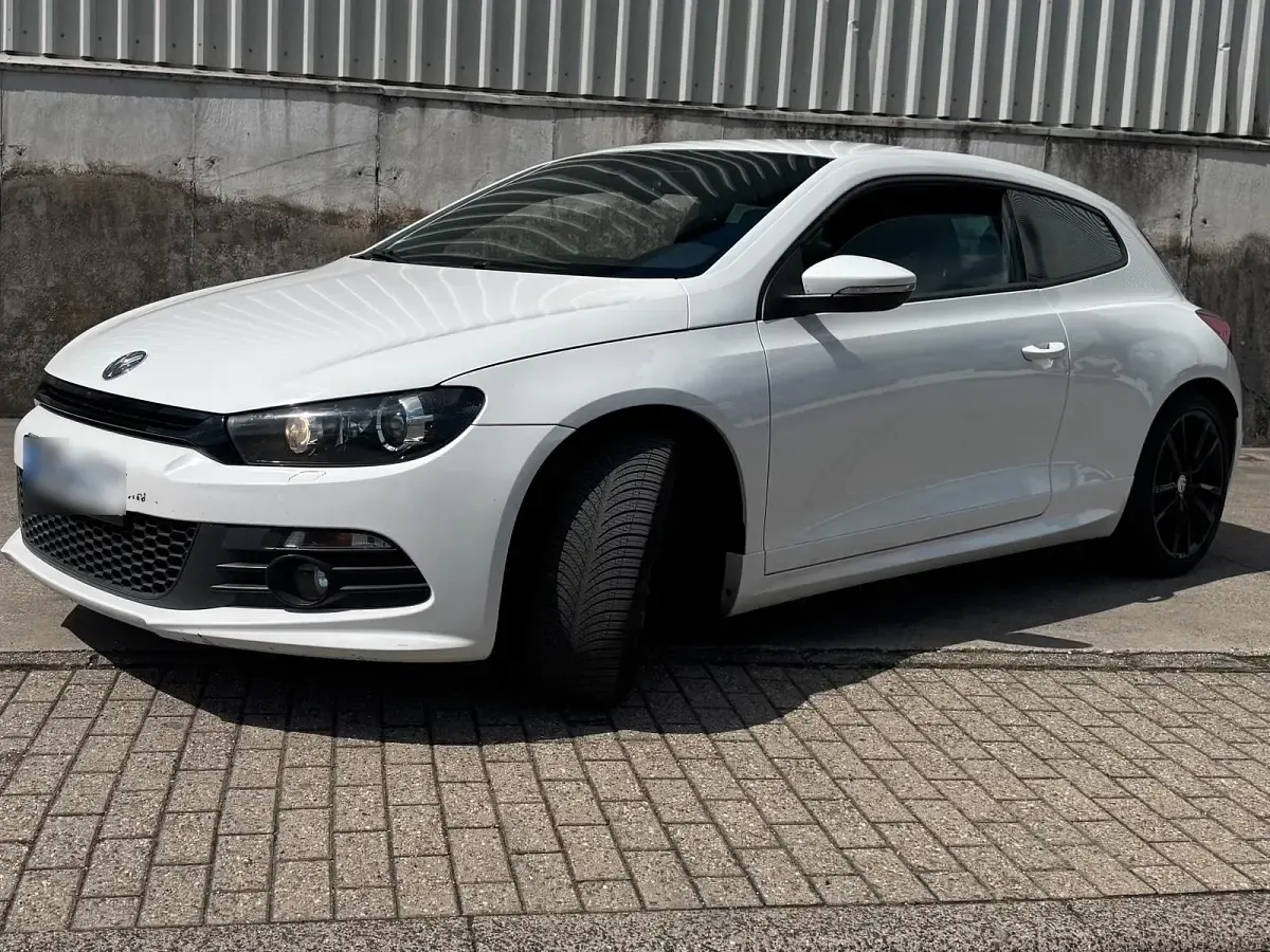 Gebraucht VW Scirocco R 160 PS (117 kW) 2009 Weiß Coupé