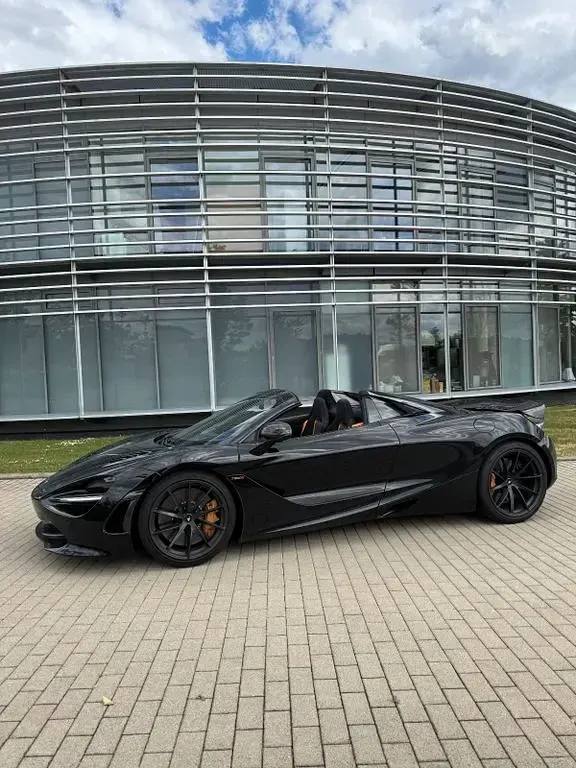 Gebraucht McLaren 720S 721 PS (530 kW) 2023 Schwarz Cabrio