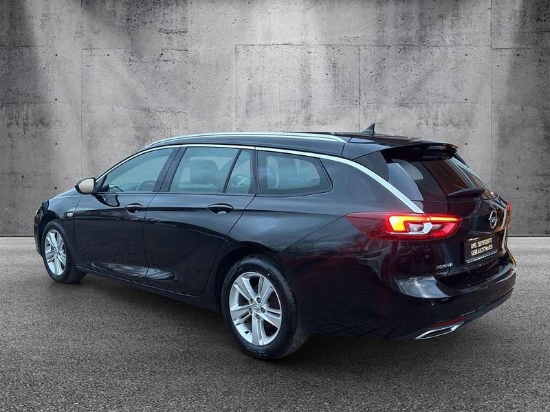Gebraucht Opel Insignia Elegance 174 PS (127 kW) 2021 Schwarz Kombi