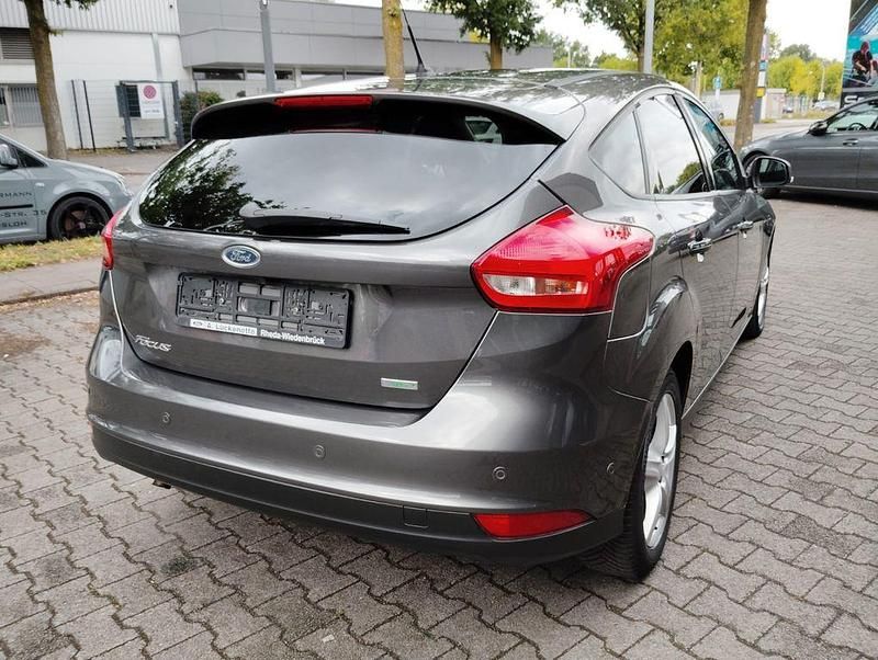 Gebraucht Ford Focus Business Edition 125 PS (91 kW) 2016 Limousine