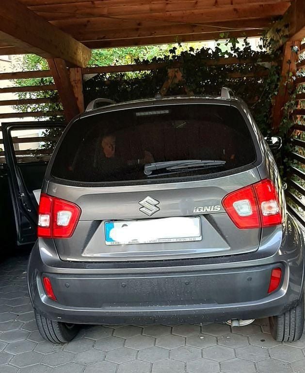 Grau Gebraucht 2019 Suzuki Ignis Comfort Kleinwagen | 13.200 € (Fairer Preis) - Bild 1/4