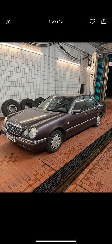 Andere farben Gebraucht 1996 Mercedes E230 Limousine | 4.999 € (Fairer Preis) - Bild 1/4