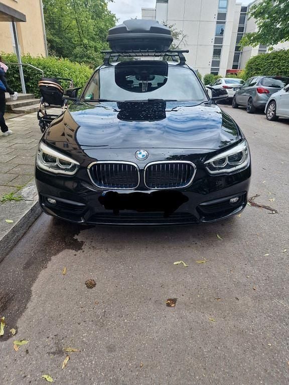 Gebraucht BMW 118 Advantage 136 PS (100 kW) 2019 Schwarz Kleinwagen