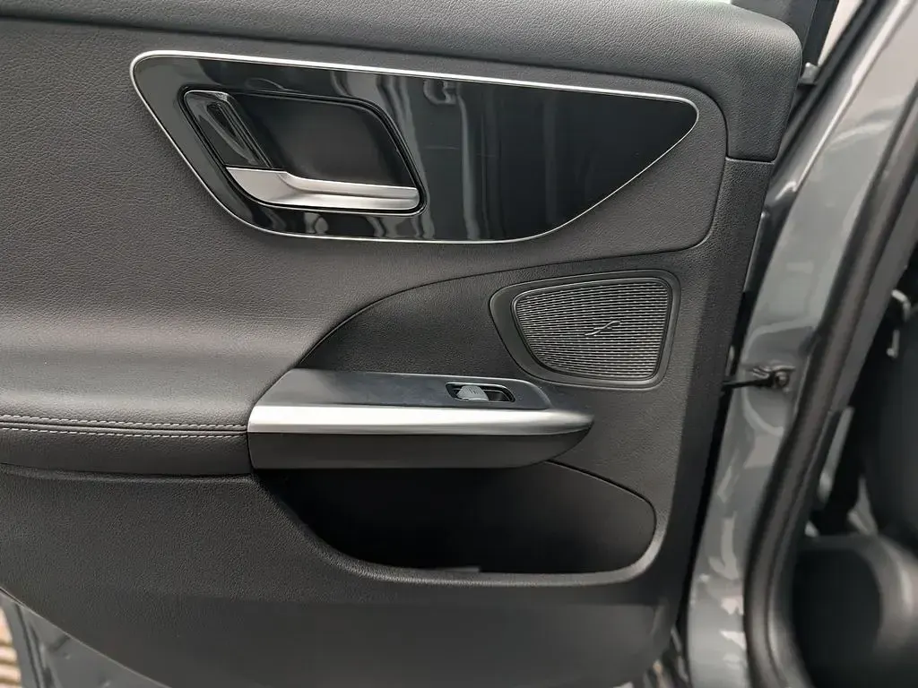 Gebraucht Mercedes C180 Advanced 170 PS (125 kW) 2024 Grau Kombi