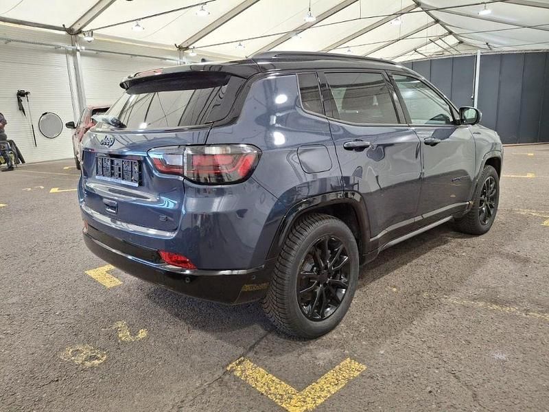 Gebraucht Jeep Compass 241 PS (177 kW) 2024 Blue shade metallic clear coat SUV