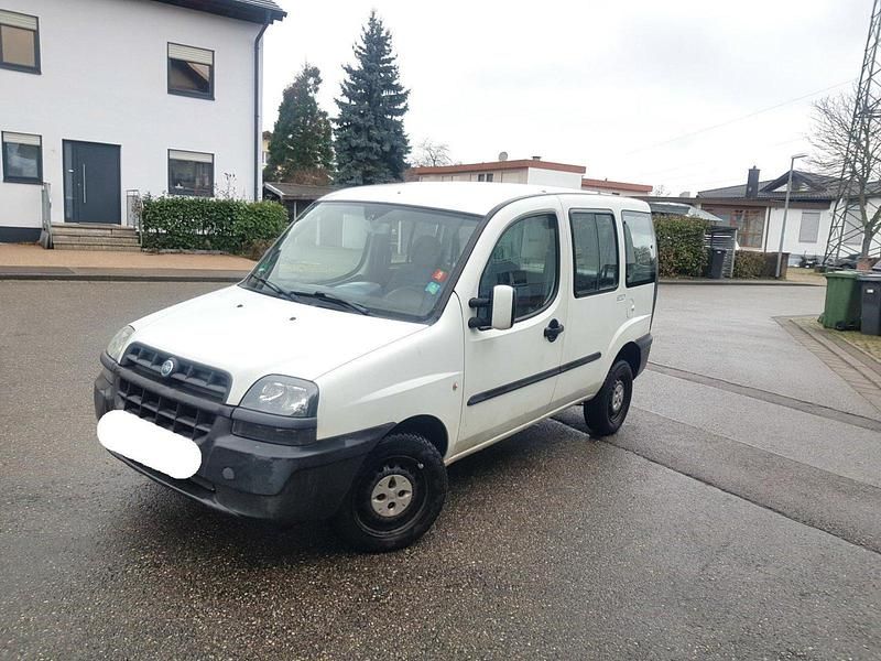 Weiß Gebraucht 2005 Fiat Doblò Van / Kleinbus | 1.890 € (Guter Preis) - Bild 1/4