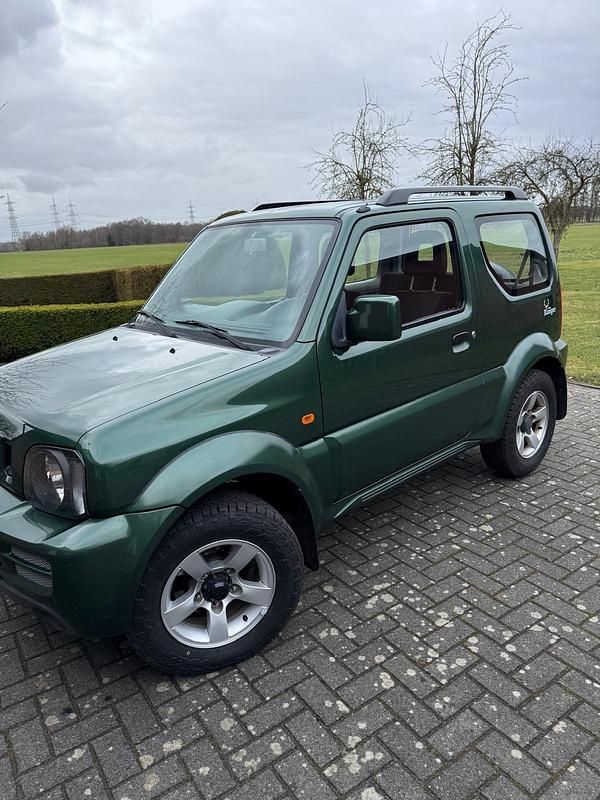 Gebraucht Suzuki Jimny 63 PS (46 kW) 2012 Grün SUV