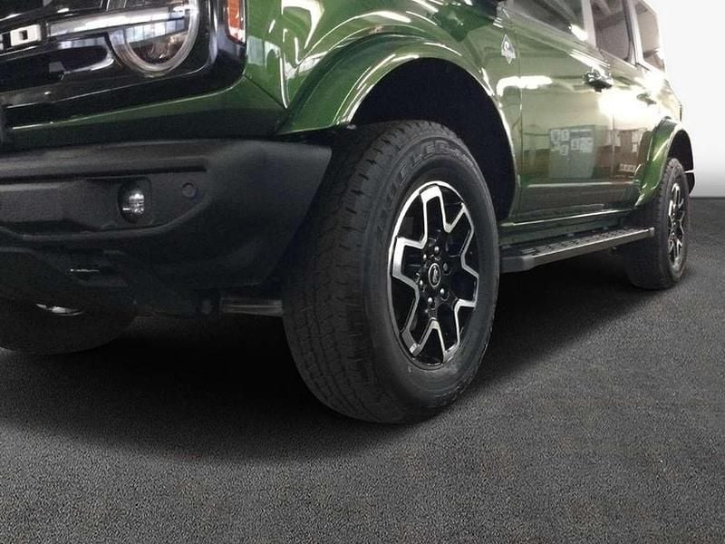 Neu Ford Bronco Outer Banks 334 PS (245 kW) 2025 Eruption green metallic SUV