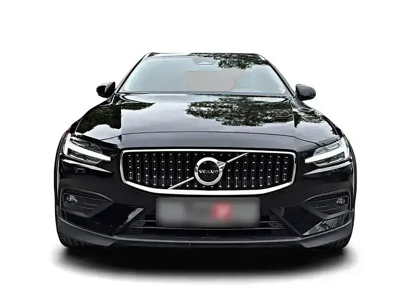 Gebraucht Volvo V60 CC Plus 197 PS (144 kW) 2023 Schwarz Kombi