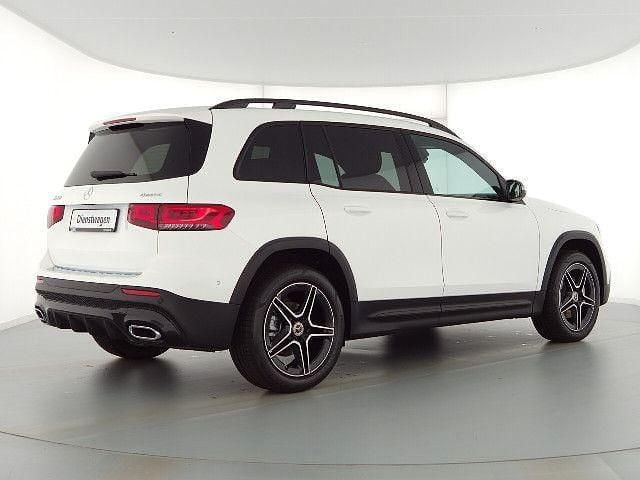 Weiß Gebraucht 2021 Mercedes GLB200 AMG SUV | 38.990 € (Teuer) - Bild 1/4