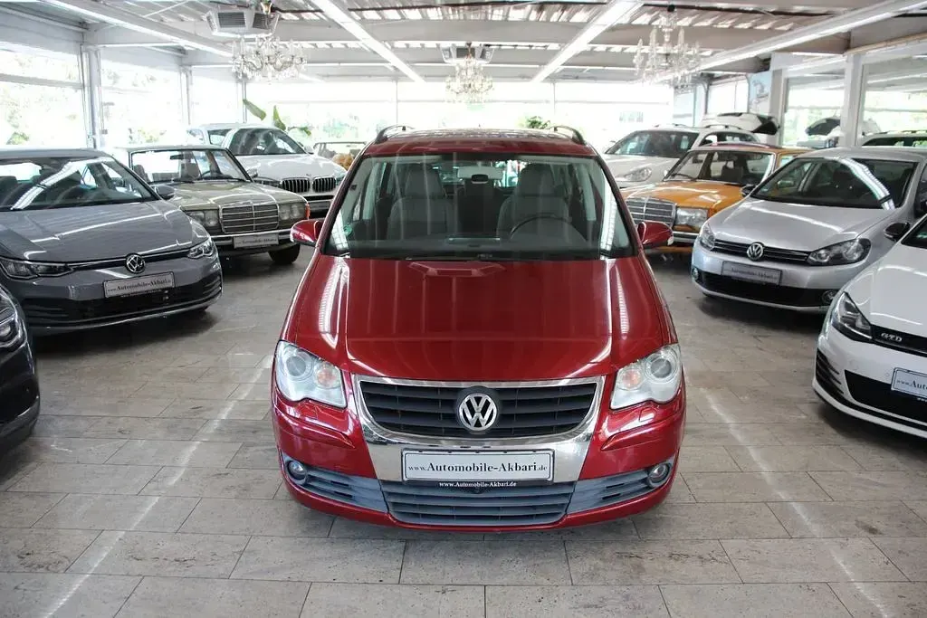 Gebraucht VW Touran Trendline 140 PS (102 kW) 2007 Rot Van / Kleinbus