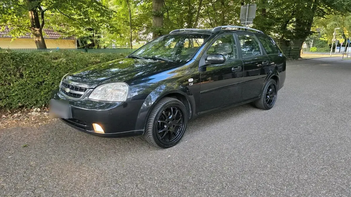 Gebraucht Chevrolet Nubira 130 PS (95 kW) 2008 Schwarz Kombi