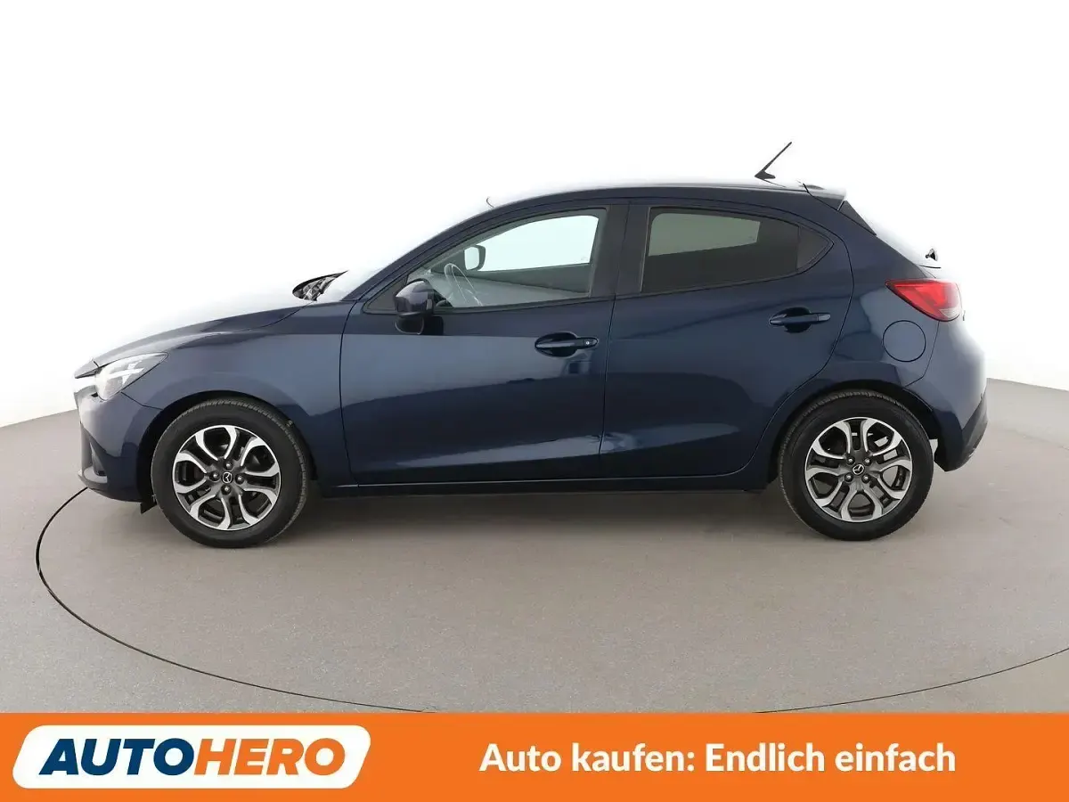 Gebraucht Mazda 2 Nakama 90 PS (66 kW) 2016 Blau Kleinwagen