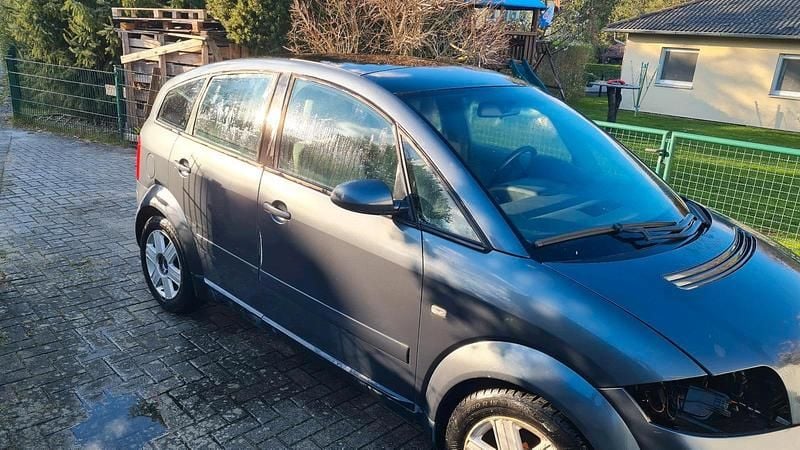 Second-hand Audi A2 75 CP (55 kW) 2002 Gri Hatchback