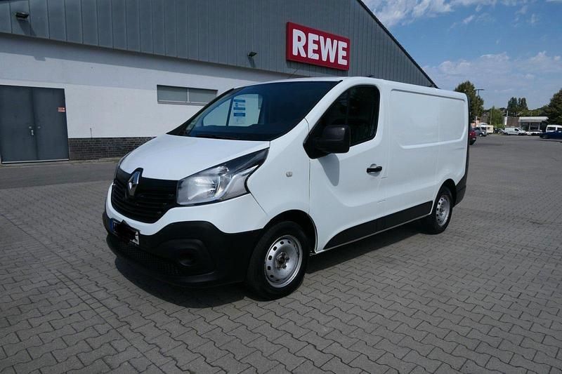 Weiß Gebraucht 2018 Renault Trafic Van | 8.500 € (Superpreis) - Bild 1/4