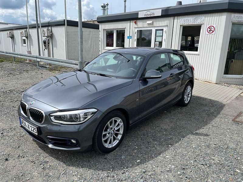 Gebraucht BMW 120 Sport Line 190 PS (139 kW) 2015 Grau Kleinwagen