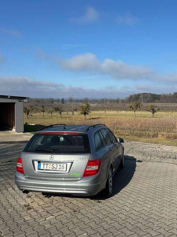 Second-hand Mercedes C180 Edition 120 CP (88 kW) 2013 Gri Break