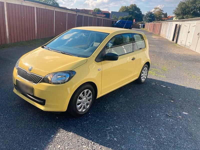 Gelb Gebraucht 2012 Skoda Citigo Kleinwagen | 4.900 € (Teuer) - Bild 1/4