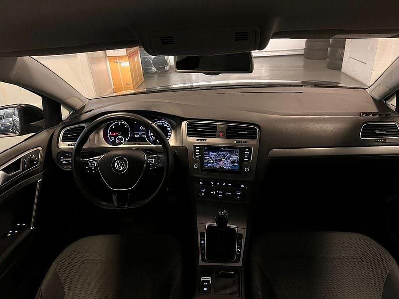 Gebraucht VW Golf VII 110 PS (80 kW) 2016 Schwarz Limousine