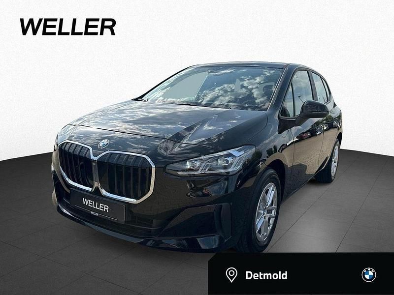 Schwarz (schwarz) Gebraucht 2022 BMW 218 Performance Van / Kleinbus | 23.650 € (Guter Preis) - Bild 1/4