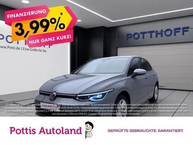 Gebraucht VW Golf VIII Life 131 PS (96 kW) 2023 Limousine