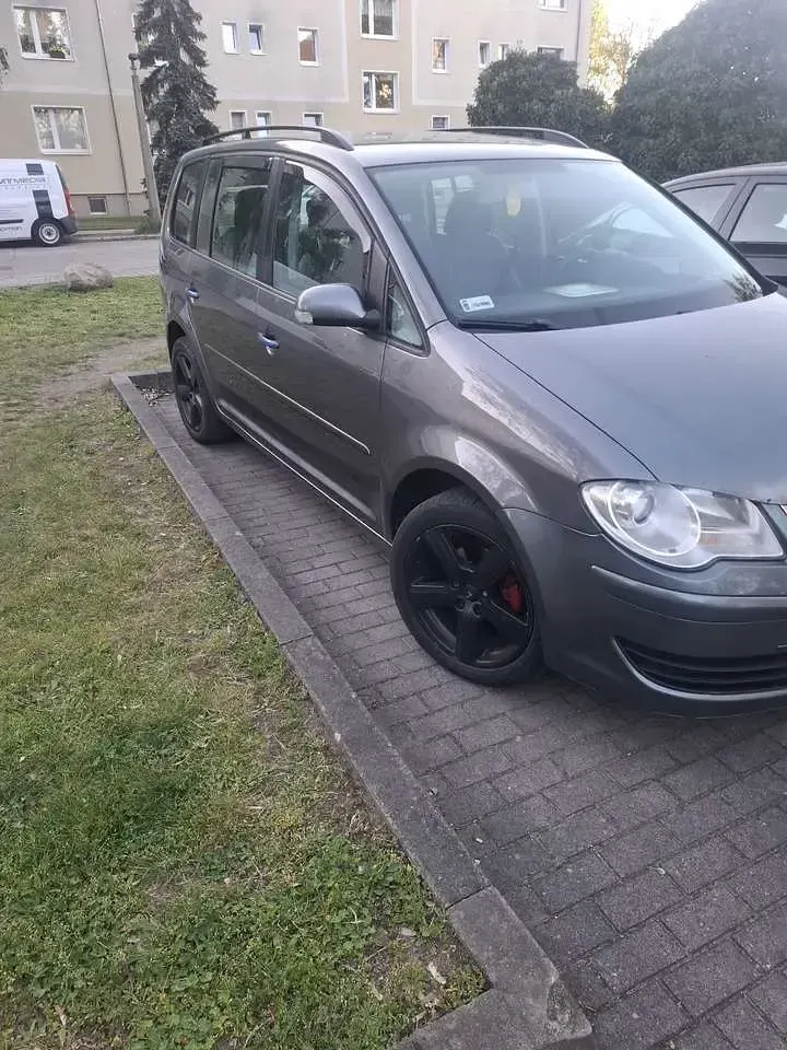 Gebraucht VW Touran 105 PS (77 kW) 2007 Van / Kleinbus