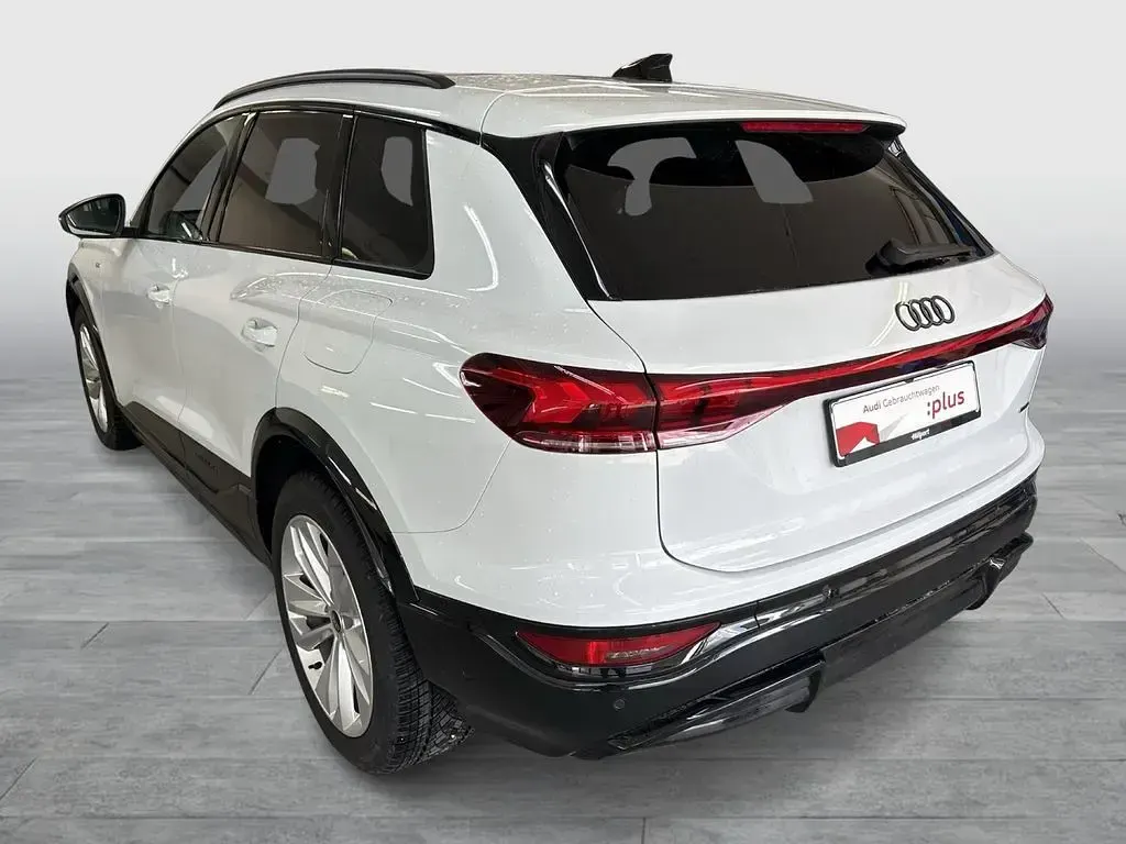 Gebraucht Audi Q6 e-tron S-Line 284 kW (387 PS) 2025 Weiß SUV