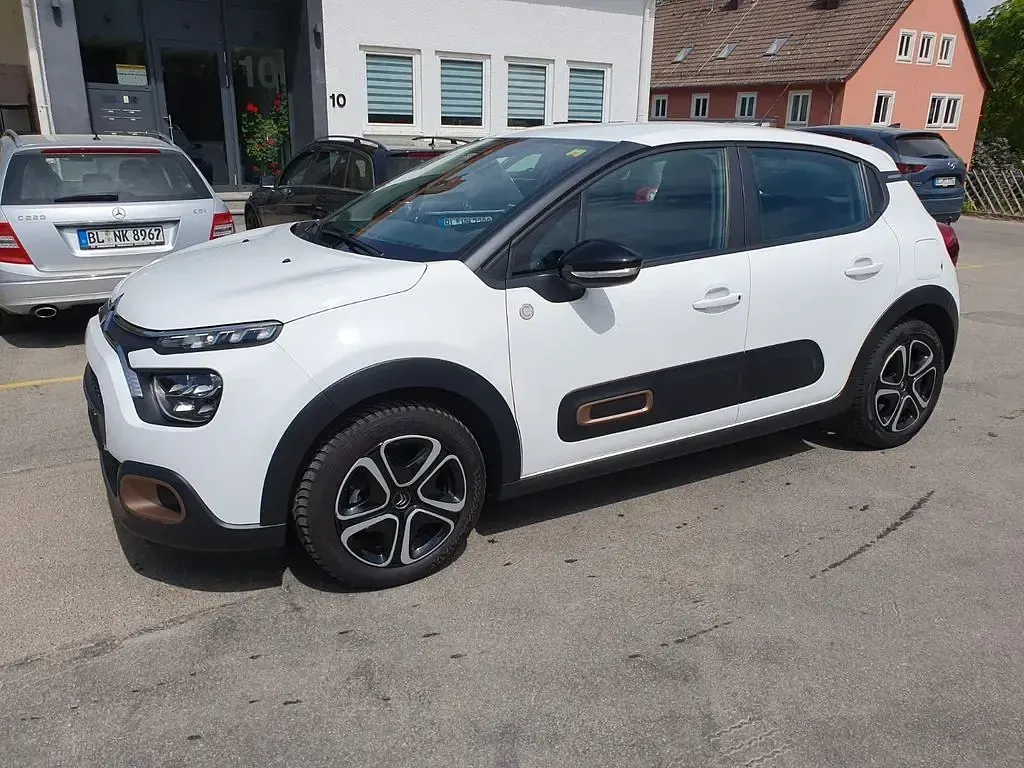 Usado Citroën C3 83 CV (61 kW) 2023 Blanco Utilitario