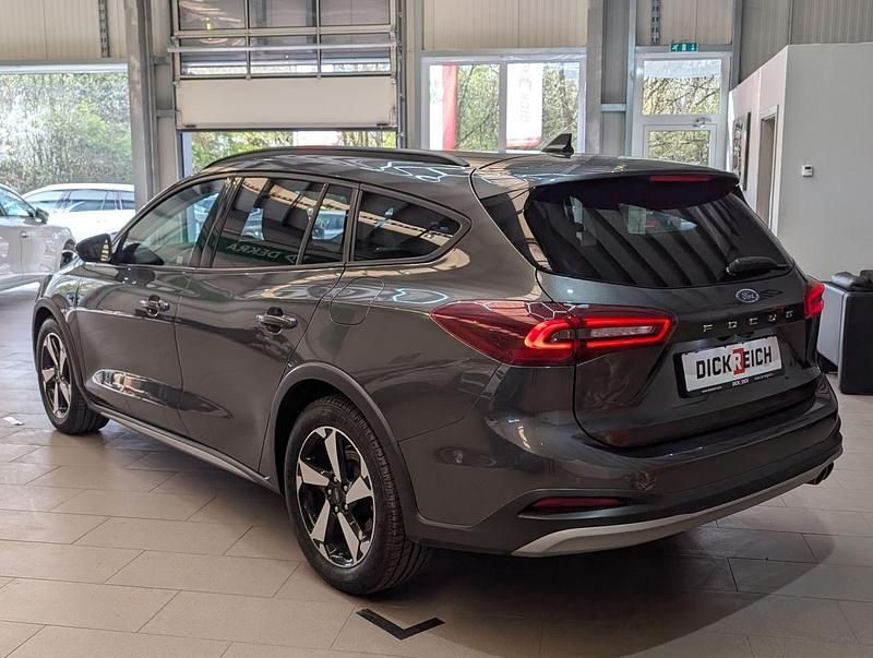 Gebraucht Ford Focus Active 155 PS (114 kW) 2024 Grau Kombi