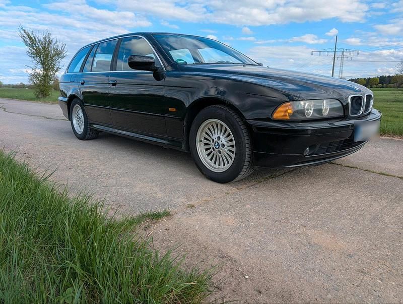 Usata BMW 520 170 CV (125 kW) 2002 Nero Station wagon