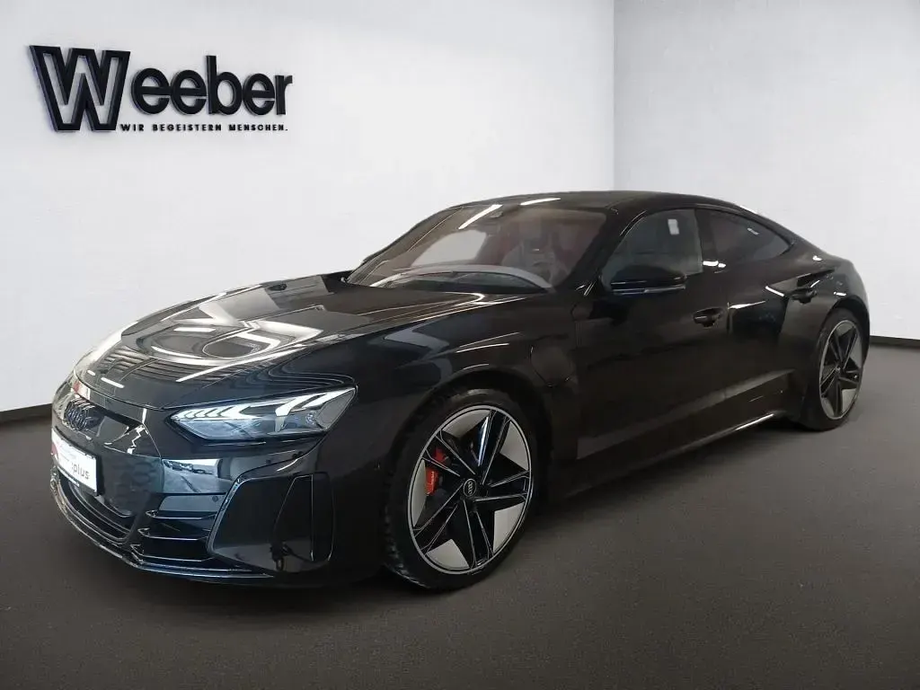 Gebraucht Audi RS e-tron GT Sport 439 kW (598 PS) 2022 Mythosschwarz (metallic) Limousine