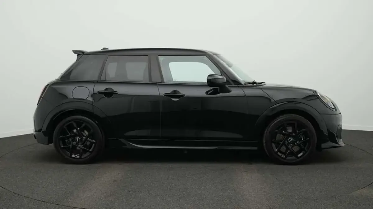 Gebraucht Mini John Cooper Works 156 PS (114 kW) 2025 Schwarz Kleinwagen
