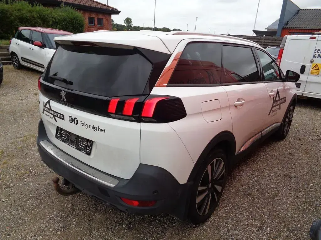 Gebraucht Peugeot 5008 Allure 131 PS (96 kW) 2018 Weiß SUV