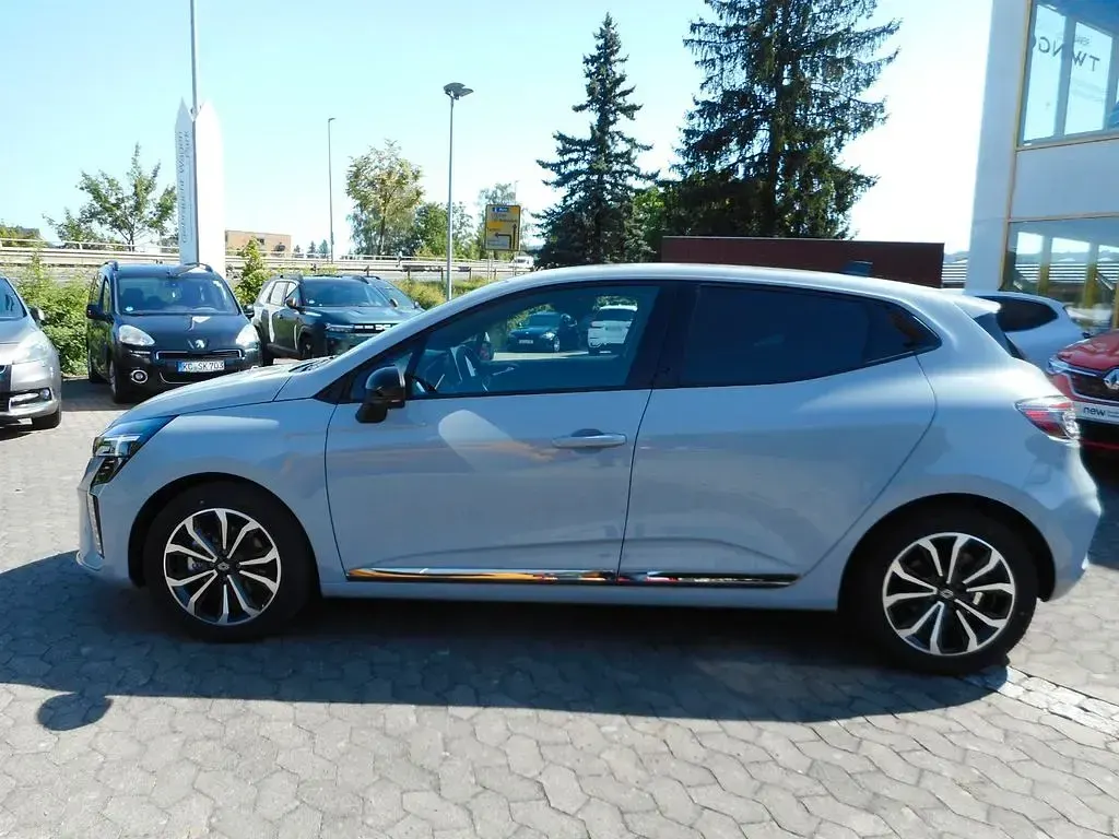 Gebraucht Renault Clio V Techno 94 PS (69 kW) 2024 Grau Limousine