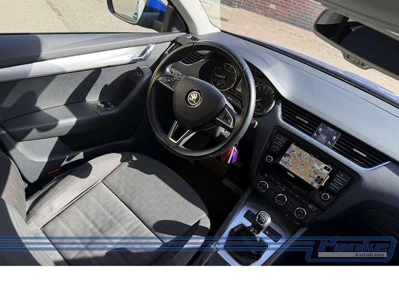 Gebraucht Skoda Octavia Style 150 PS (110 kW) 2016 Blau Kleinwagen