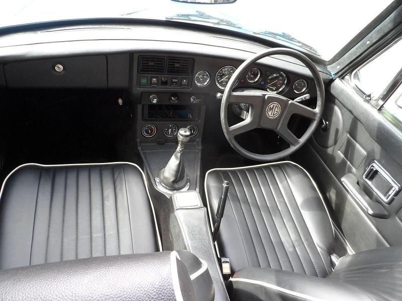 Blau Gebraucht 1978 MG B GT Coupé | 7.950 € - Bild 1/4