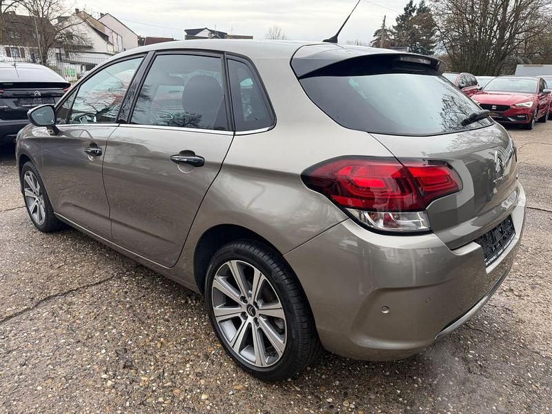 Gebraucht Citroën C4 Shine 131 PS (96 kW) 2016 Grau Limousine