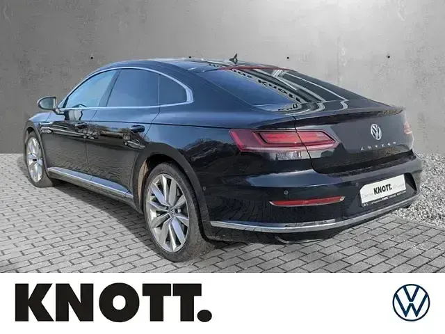 Używany VW Arteon Elegance 150 KM (110 kW) 2018 Czarny Coupe