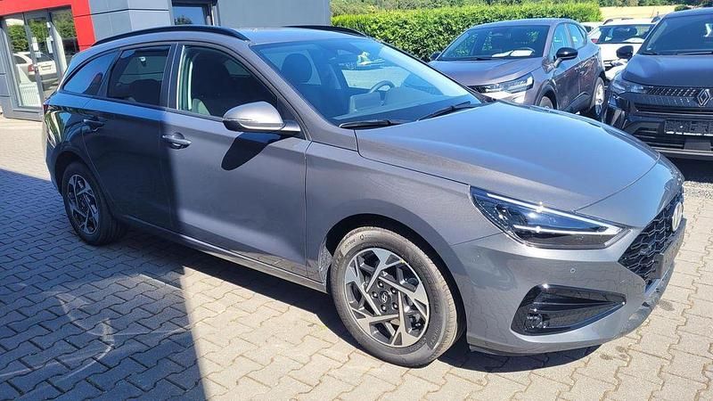 Neu Hyundai i30 GO! 140 PS (102 kW) 2026 Grau Kombi