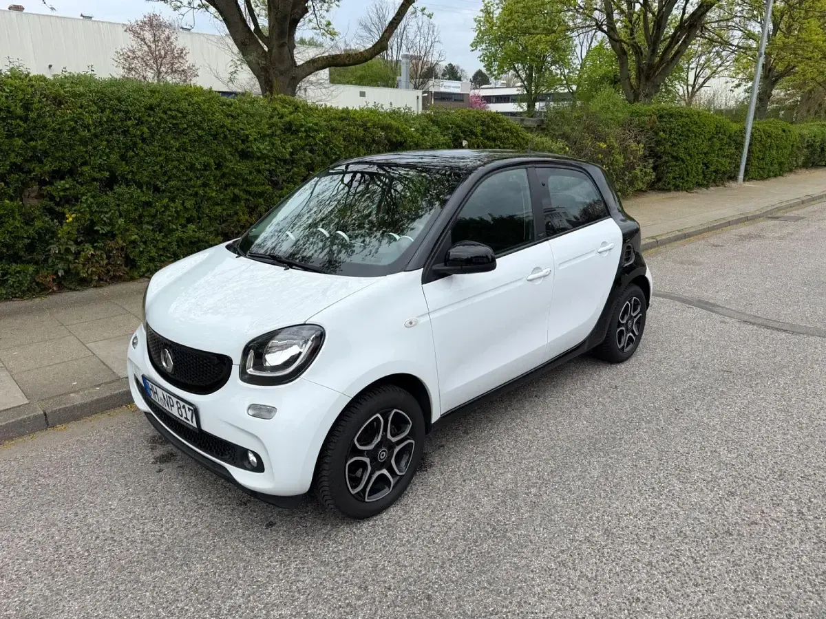 Gebraucht Smart ForFour Prime 71 PS (52 kW) 2015 Weiß Kleinwagen