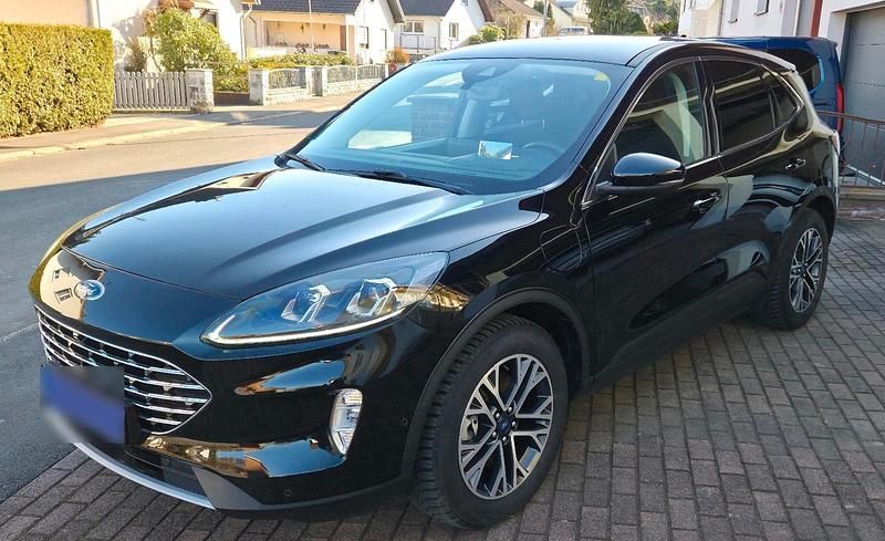 Gebraucht Ford Kuga Titanium 224 PS (164 kW) 2020 Schwarz SUV